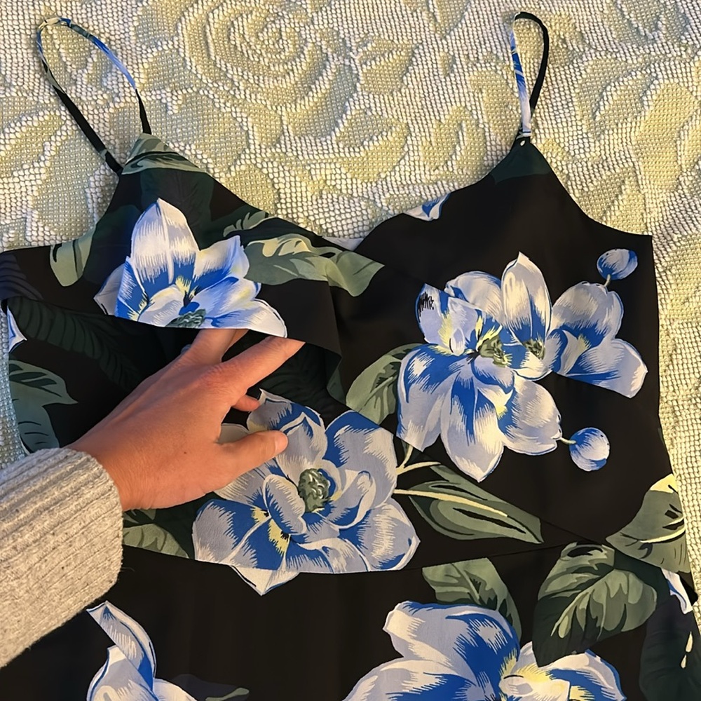 Banana Republic Dress, size tall 8 - Picture 2 of 9